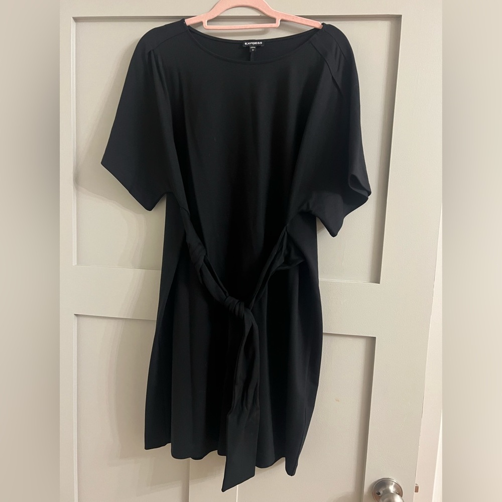 NWOT Express Black Tie Waist Dress Sz L